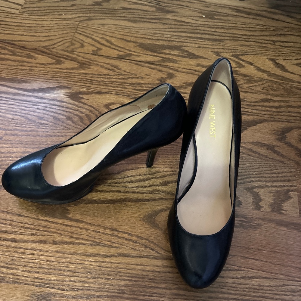 Nine West black heels
